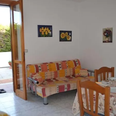 Appartamento Casa A Torre Dell Orso Pt55 *